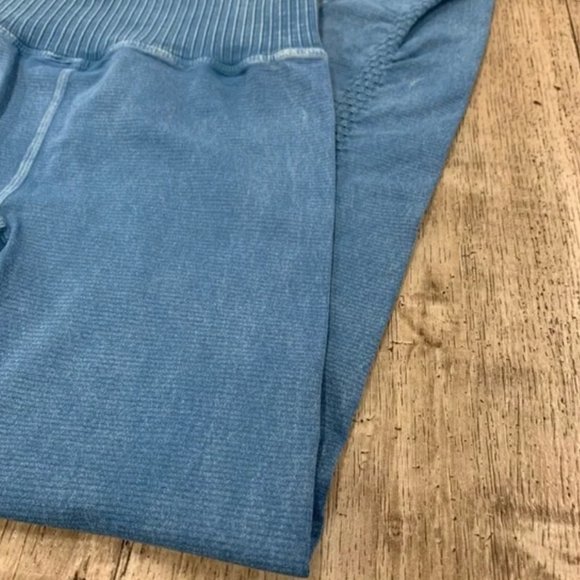 Free People Good Karma Legging NWOT - Picture 3 of 7